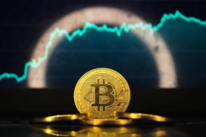 افزایش بیت‌کوین تا ۸۷ هزار دلار؛ سودگیری از این رمزارز کاهش یافت