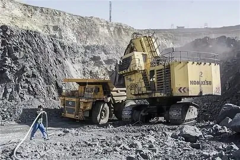 توسعه جبهه‌های جدید استخراج و اکتشاف در چادرملو