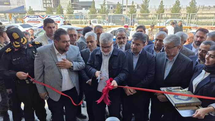 همزمان با سفر استاندار تهران به پاکدشت؛ خطوط تولید شرکت بزرگ آرادپیشرو پلاستیک  به بهره‌برداری رسید