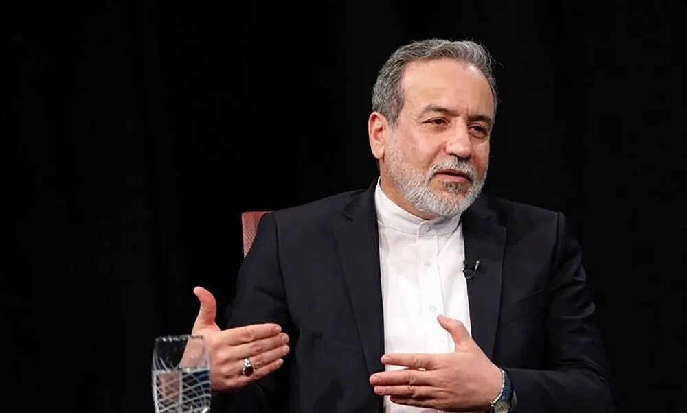 عراقچی:موشک‌های ایران ده‌ها جنگنده آمریکایی را روی زمین نابود کردند