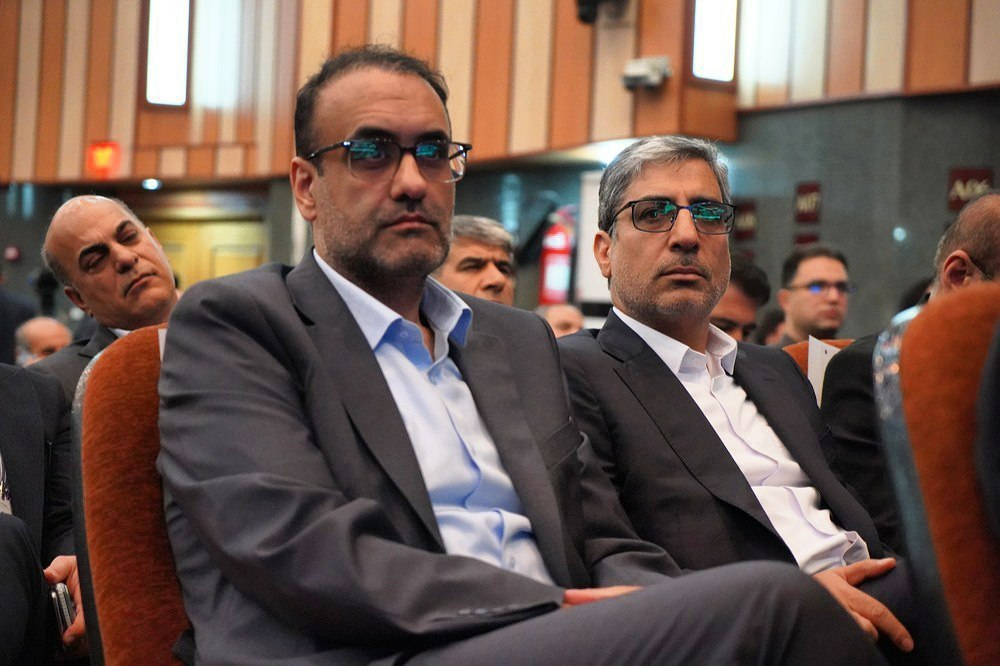 مدیر عامل و معاونین شرکت فولاد سنگان در سمپوزیم فولاد – اصفهان – ۱۴۰۵